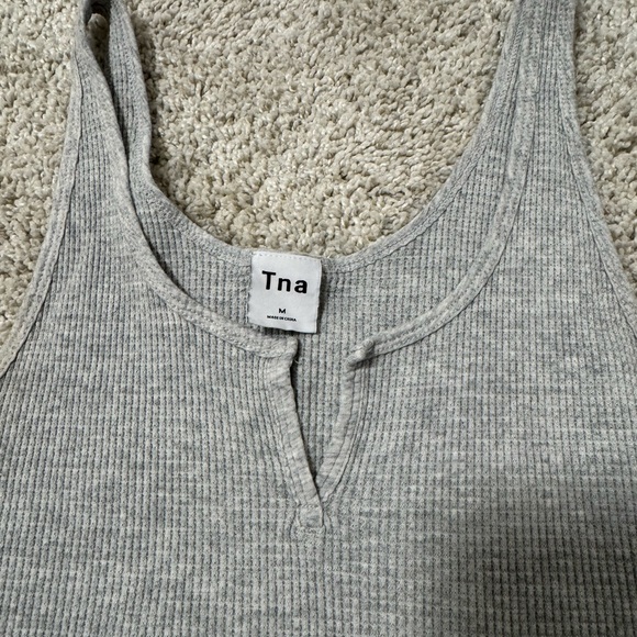 Aritzia Ribbed Top - Picture 2 of 2